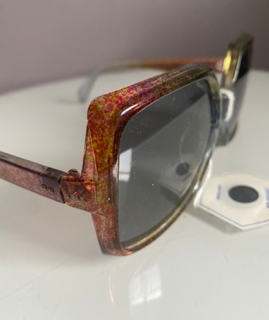 Funky 80-talls solbriller - ubrukt/ Swiss made