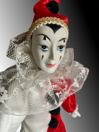 Stor Pierrot Harlequin klovn porselensdukke  - 1980 tallet