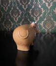 Djur dyrefigur ku i mattglasert keramikk steingods Lisa Larson Gustavsberg Sverige Sweden thumbnail
