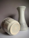 Stor potteskjuler/ blomsterpotte i keramikk med pidestall/ taburett - BAY Keramik West Germany 1960/ 70 tallet thumbnail