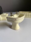 Lundby dukkehus møbler interiør 1:18 - baderomsinnredning 1959 thumbnail
