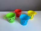 Smiley fargeglade piknik/ turkopper i plast thumbnail