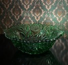 Stor dessert/ serveringsskål/ bolle i grønt transparent uranium pressglass thumbnail
