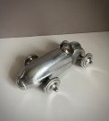 Race car/ rally bil - pyntegjenstand i forkrommet metall/ aluminium  thumbnail