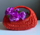 Tidstypisk kitsch rød/ oransje kurv i plast 1970-tallet thumbnail