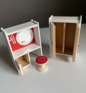 Lundby dukkehus møbler 1:18 - White dream Garderobeskap (7181) og sminkebord (7180) 1980 tallet thumbnail