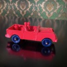 Tomte bil Land Rover rød modellbil vinylplast No. 750/18 Åsmund Lærdal Stavanger Norway Norge 1963-1978 thumbnail