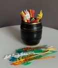 Beholder i keramikk m/ cocktail pinner - Norge, 1960/70 tallet thumbnail