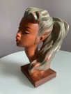 Kvinnebyste/ figur i keramikk/ terrakotta - 1950/60 tallet thumbnail