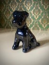 Svart Terrier hundefigur i glasert keramikk thumbnail