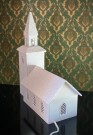 Glade jul hvit julekirke i plast med spilledåse og elektrisk belysning - Eskilstorps Sløjdindustri Sweden Sverige thumbnail