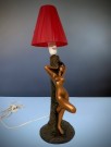 Kitsch tidstypisk eksotisk aktfigur bordlampe i gips med tivoli lampeskjerm - 1960 tallet thumbnail