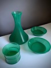Vase, fat, skål og beger i jadegrønt kunstglass -  Hadeland glassverk 1970 tallet thumbnail