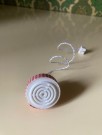 Lundby dukkehus møbler tilbehør 1:18 - kjøkkenlampe hvit/rødrutet taklampe (6124) 1980 tallet thumbnail