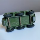 ARMOURED PERSONNEL CARRIER 676 modell militært kjøretøy - DINKY TOYS MECCANO England thumbnail