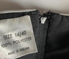 Sort kjole med stropper, Str 40 - England, 1970/80 tallet thumbnail