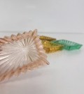 Askebeger/ skål i farget kunstglass med original eske - BOHEMIA Glass 1960 tallet thumbnail