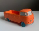 TOMTE bil oransje Volkswagen VW pickup truck vinylgummi modellbil nr 756 1:30 - Lærdal Stavanger Norway 1960/ 70 tallet thumbnail