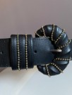 Sort og s...eller kitschy - sort belte, 80 tallet thumbnail