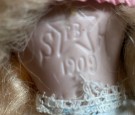Antikk sovedukke Bisquit porselen H32 cm - Schoenau & Hoffmeister Tyskland 1900 tallet thumbnail