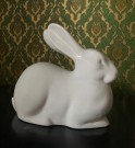 Stor hvit kanin/harefigur glasert steingods borddispenser Sia 1990-tallet thumbnail