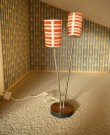 LISA dukkehus møbel tilbehør 1:18 - Dobbel tivoli gulvlampe (61103) 1970 tallet thumbnail