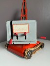 Mekanisk heisekran i blikk - Tyskland, 1950 tallet thumbnail