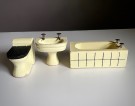 Lundby dukkehus møbler interiør 1:18 - baderomsinnredning 1959 thumbnail