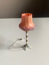 Lundby dukkehus tilbehør 1:18 - Rosa stålampe (6155) 1980 tallet thumbnail