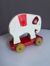 Dra meg i snabelen - treleke, 1950 tallet thumbnail