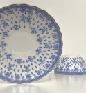 Antikk hvit porselens kaffekopp/ kuvert med blå dekor og gullkant 615 - Bavaria Schaller Germany Tyskland 1920 tallet thumbnail