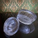 Påskedekor godteri/ snope skål med lokk høne i transparent pressglass  thumbnail