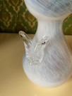 Husengel vase/ telys i hvit spettet kunstglass- Vivvi-Ann Huse Magnor Glassverk Norge Norway thumbnail