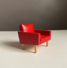 Lundby dukkehus møbler tilbehør 1:18 - Rød skinnstol/ fåtölj (5158) 1960 tallet thumbnail