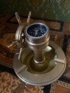 Maritim messing askebeger med skipsratt og  kompass thumbnail