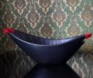 Blue Fire/ Blå Eld svart matt oval keramikk skål/ fat med hank - HERTHA BENGTSON Rörstrand Sverige Sweden 1950 tallet thumbnail
