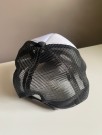 Sort/ hvit Oldshit-vintagetreasures trucker caps med logo, one-size thumbnail