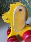 Trekkleke gul hund treleke Brio Sweden 1970-tallet thumbnail