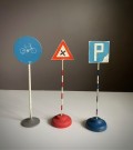 3 vintage bilskilt i tre og metall - 1950/ 60 tallet thumbnail