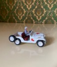 Militært kjøretøy hvit jeep modellbil 814 røde kors logo Tekno Denmark 1960-tallet thumbnail