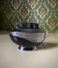 Ronson LOTUS bensin bordlighter i Art Deco design krom med svart emalje BRIT.PAT 621570 base England 1950-tallet thumbnail