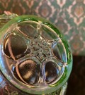 Skål med hank i grønt transparent uranium pressglass 1950/ 60-tallet 1950/ 60 tallet thumbnail