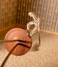 LISA dukkehus møbel tilbehør 1:18 - Dobbel tivoli gulvlampe (61103) 1970 tallet thumbnail