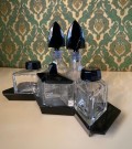 Art Deco bord/ kryddersett/ gruet set i klart og sort glass diamond shape - Frankrike 1930/40 tallet thumbnail