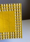 Lundby dukkehus møbler tilbehør 1:18 - Gult mønstret teppe/ matta (6282) 1960 tallet thumbnail