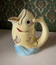Art Deco antikk stemplet fiskekanne/ mugge i keramikk - Ditmar Urbach Tsjekkoslovakia Czechoslovakia 1930 tallet thumbnail