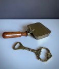 Silent butler/ bed warmer / askebeger og flaskeåpner, messing - 1950/ 70 tallet thumbnail