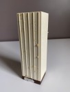Lundby dukkehus møbel 1:18 - hvitt kjøleskap 1970/ 80 tallet thumbnail