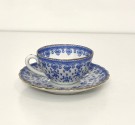 Antikk hvit porselens kaffekopp/ kuvert med blå dekor og gullkant 615 - Bavaria Schaller Germany Tyskland 1920 tallet thumbnail
