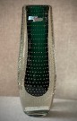 Stor etikett merket vase i grønt kunstglass K 671 - Eystein Sandnes Magnor Glassverk K-glass Norge 1950 tallet thumbnail